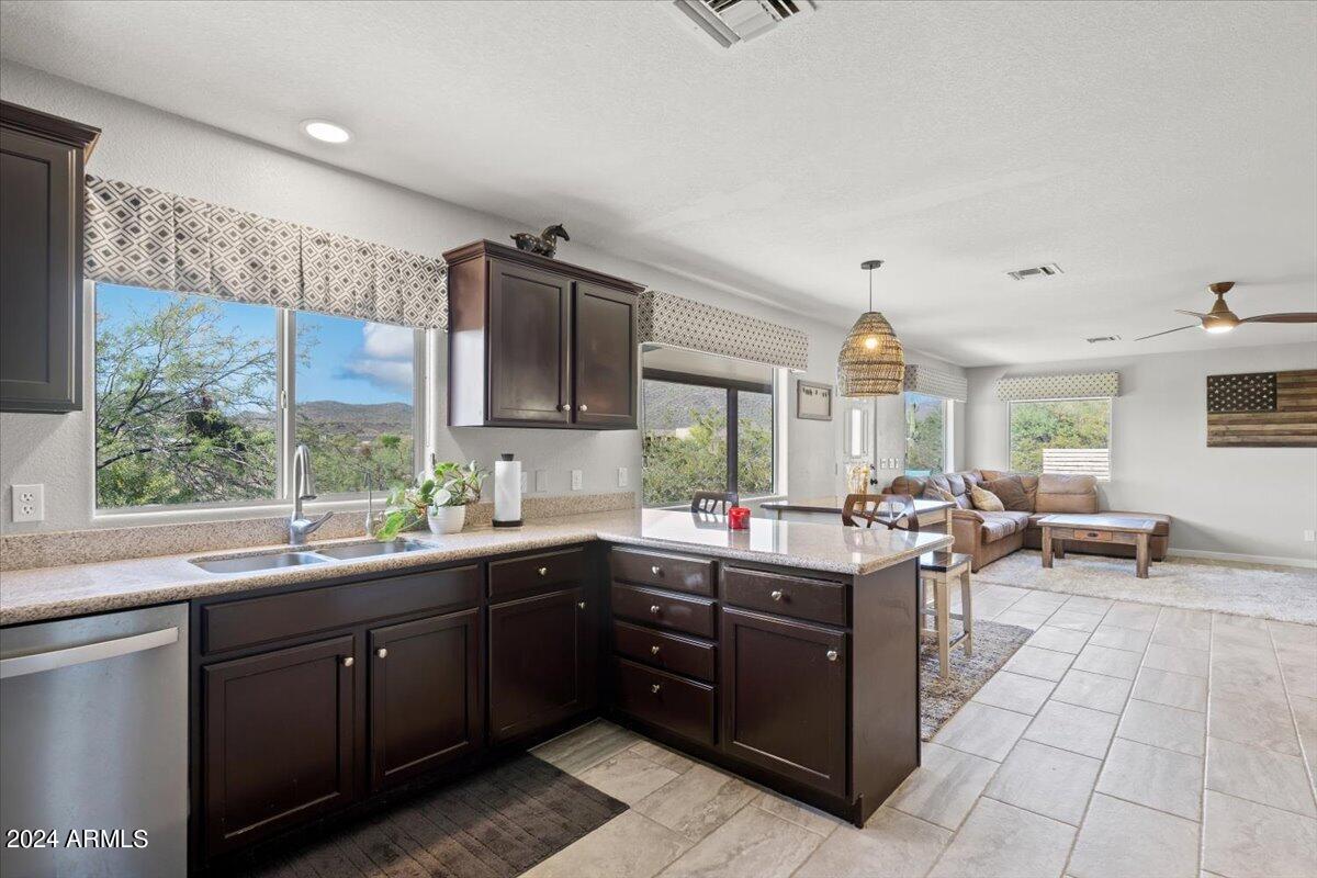 2316 W WHITE SPAR Road