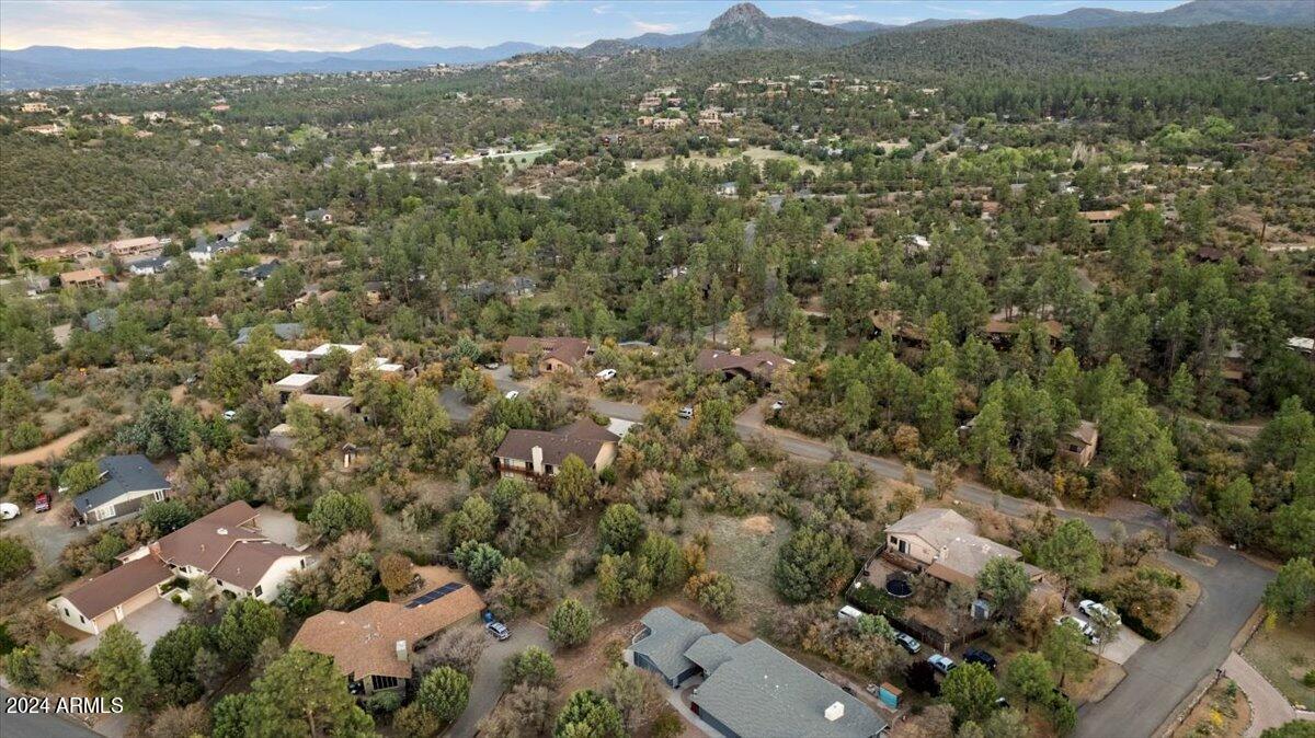 16 Highland Terrace, 85