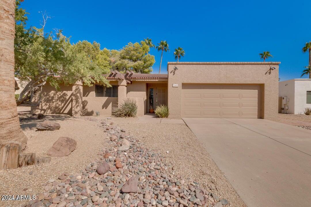 7641 N VIA DEL PARAISO