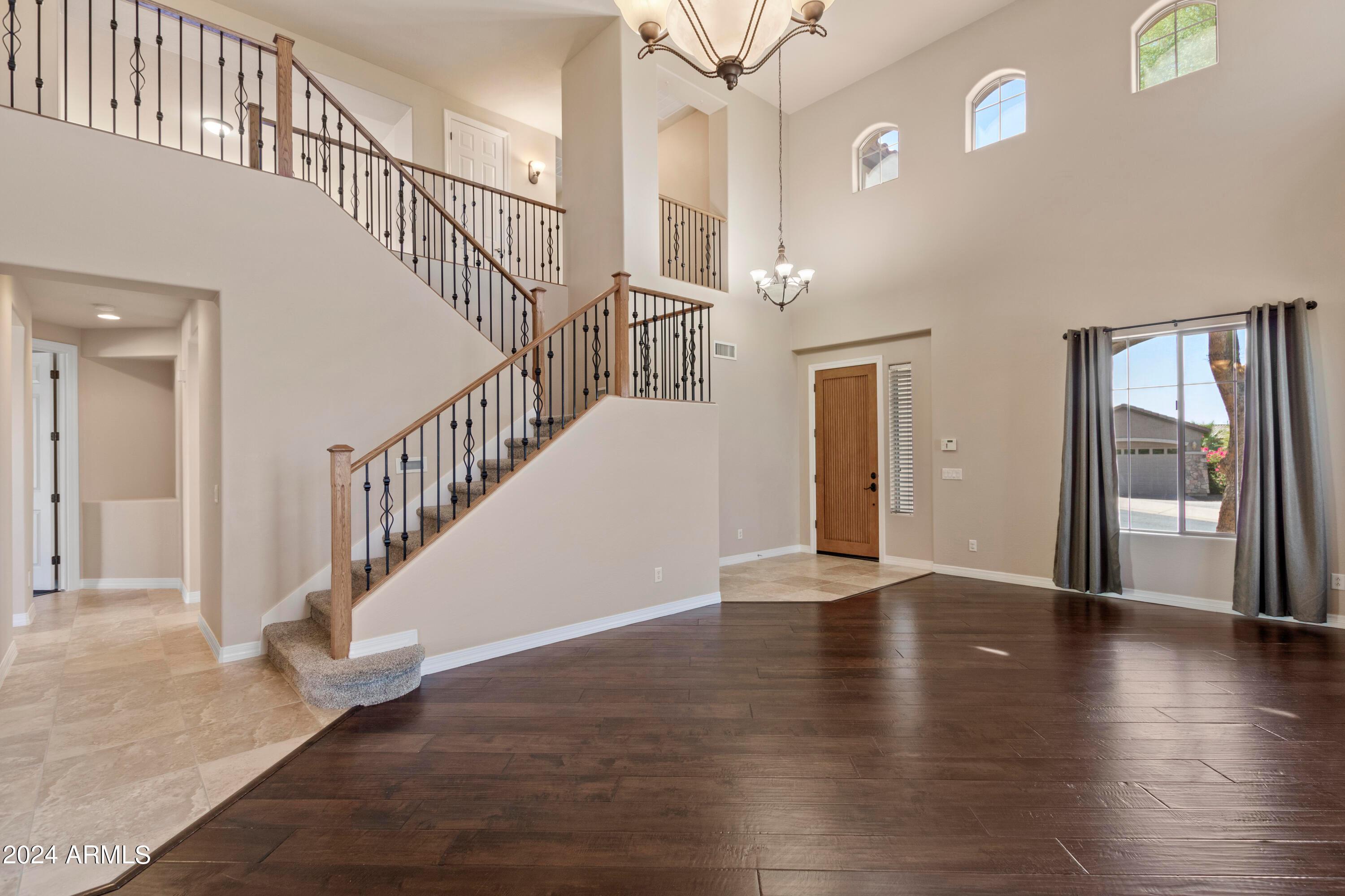 2314 W OLD PAINT Trail