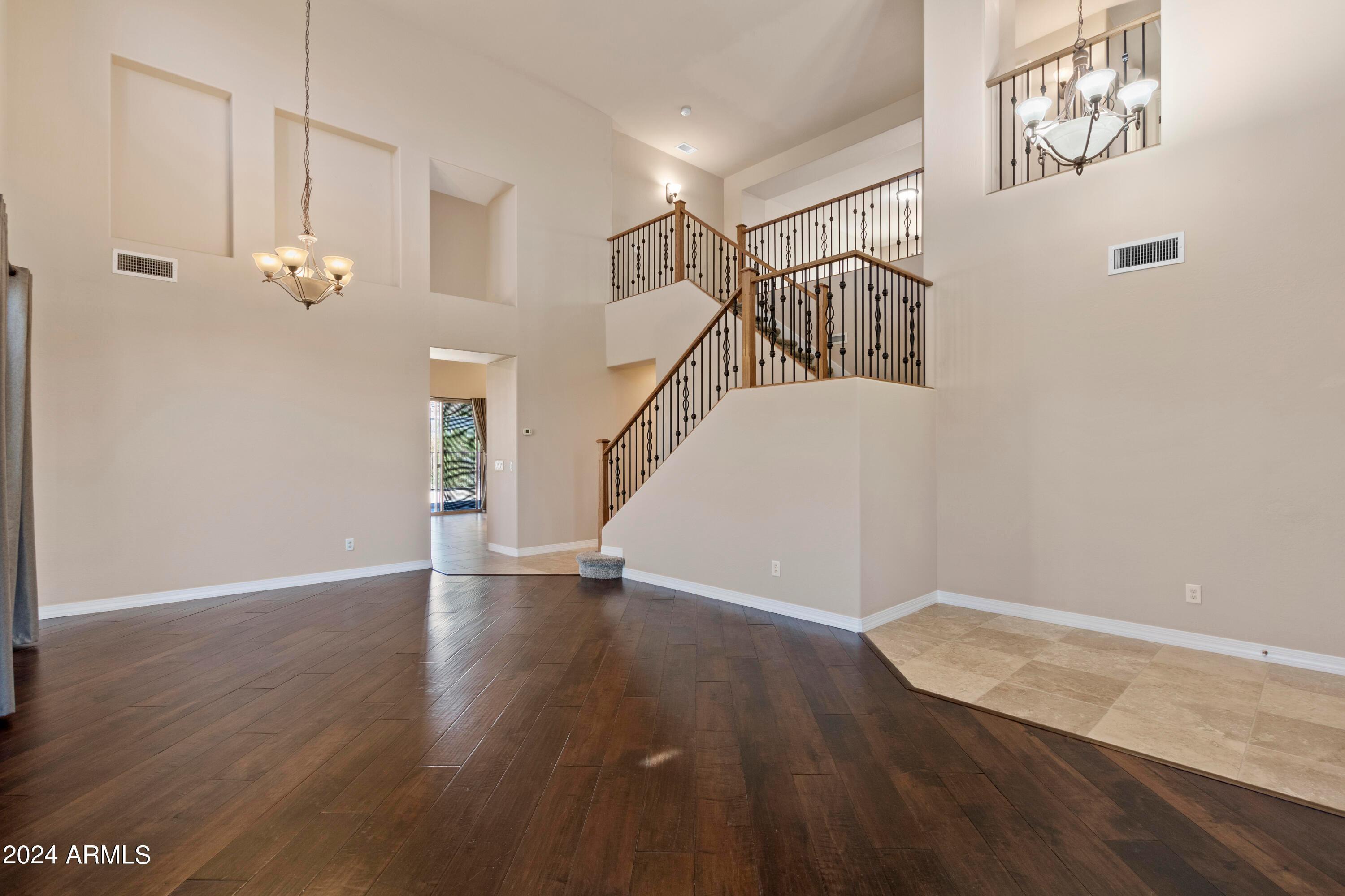 2314 W OLD PAINT Trail