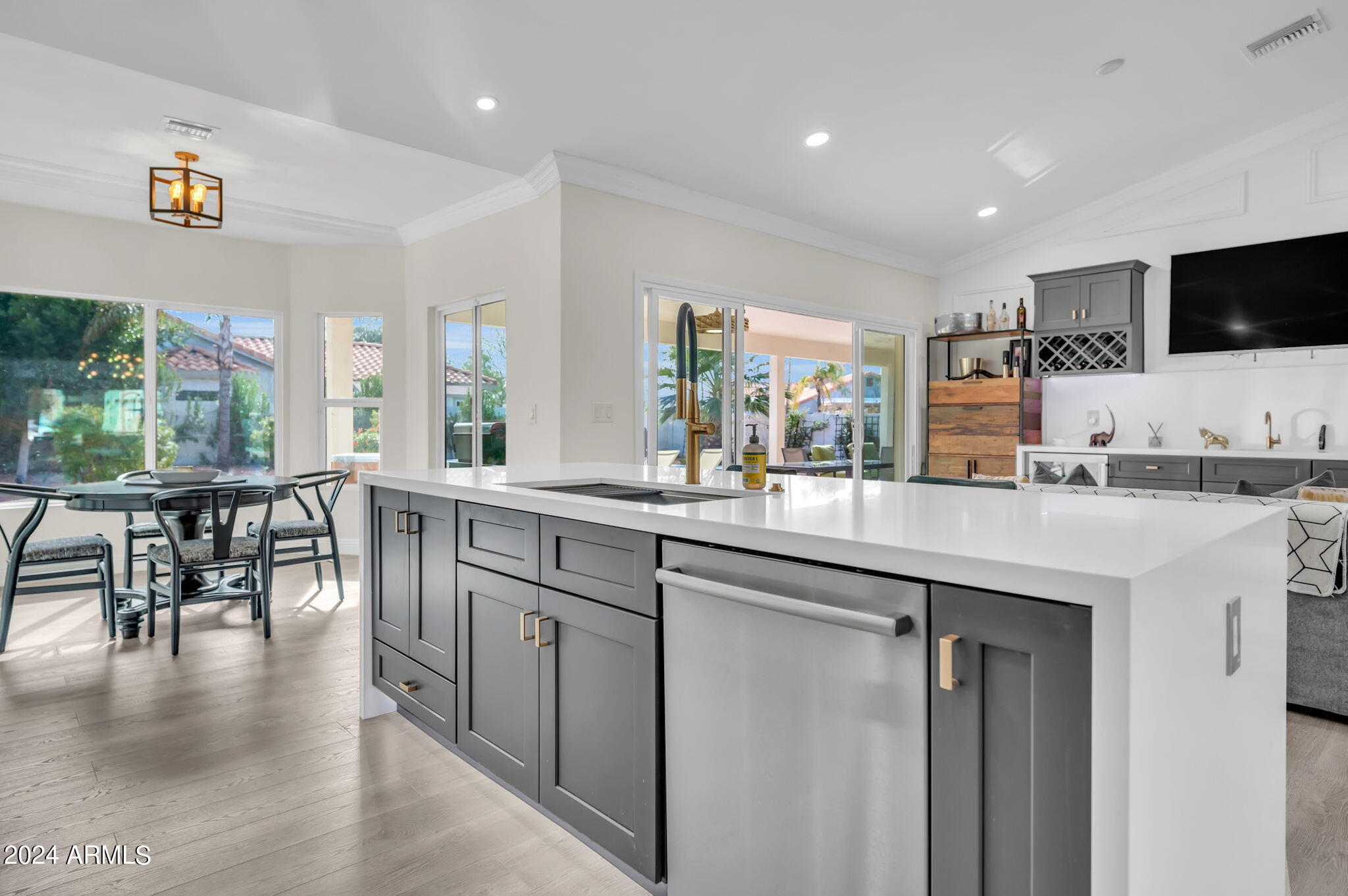 10207 E SAN SALVADOR Drive