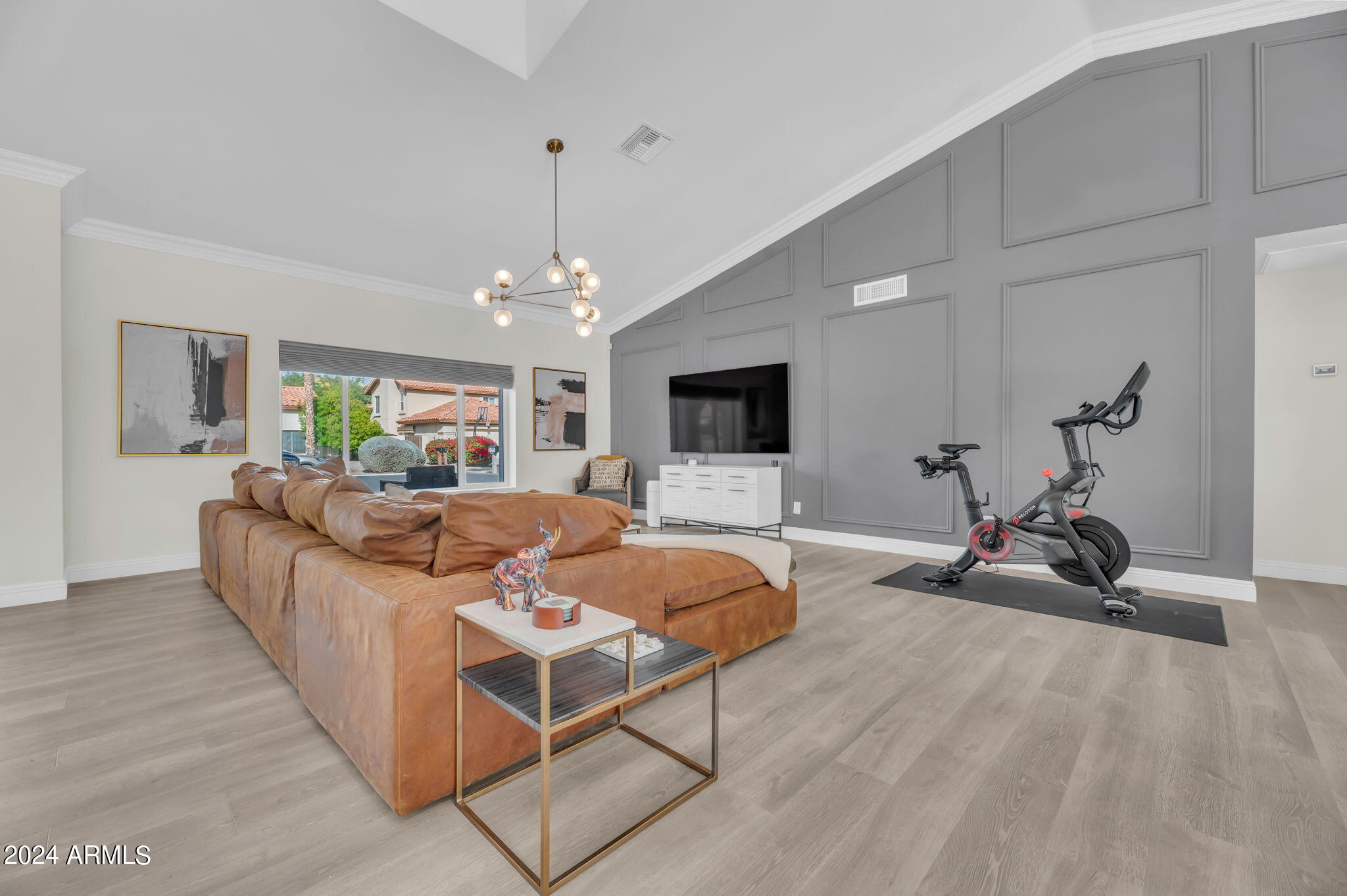 10207 E SAN SALVADOR Drive