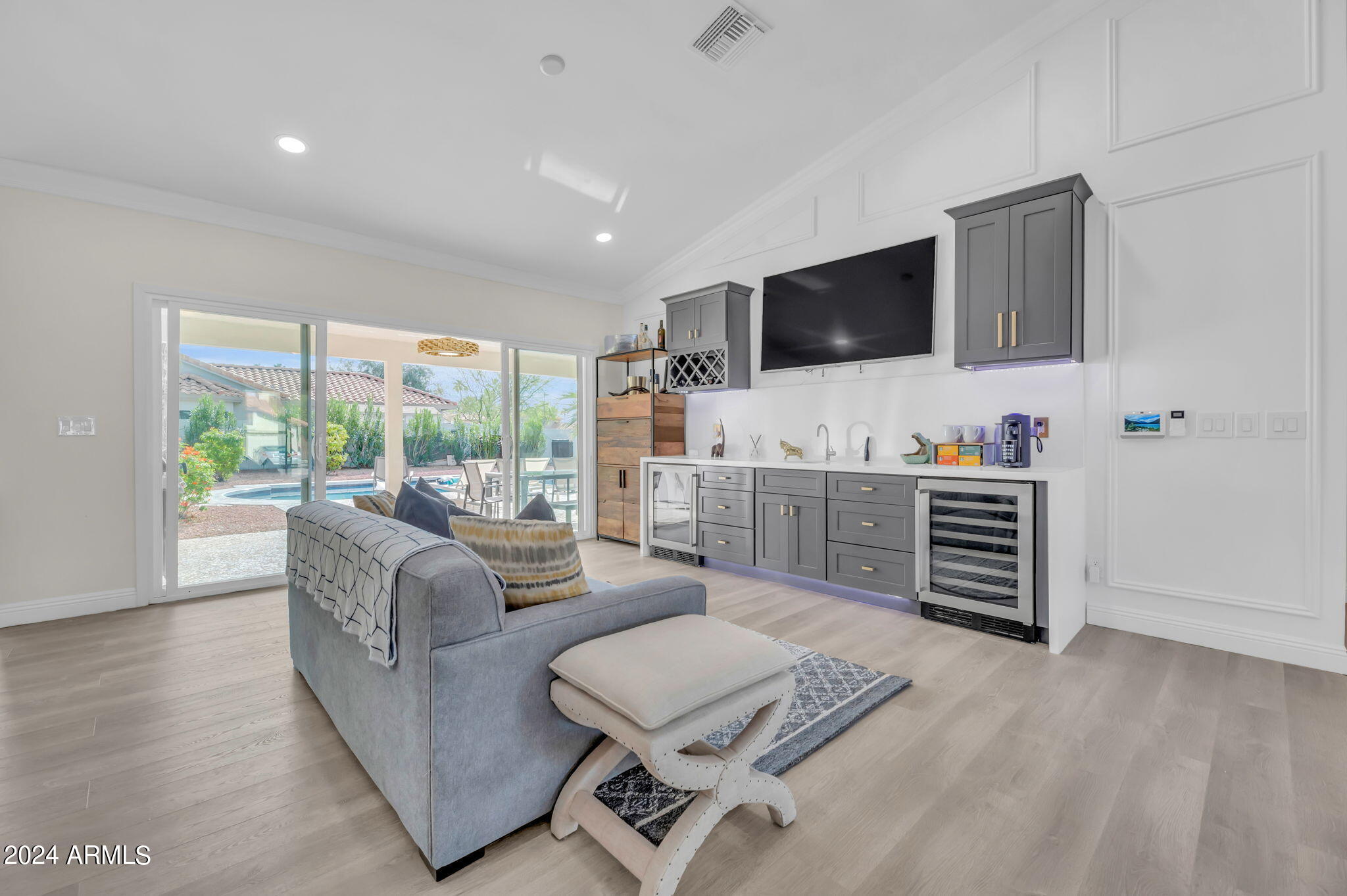 10207 E SAN SALVADOR Drive
