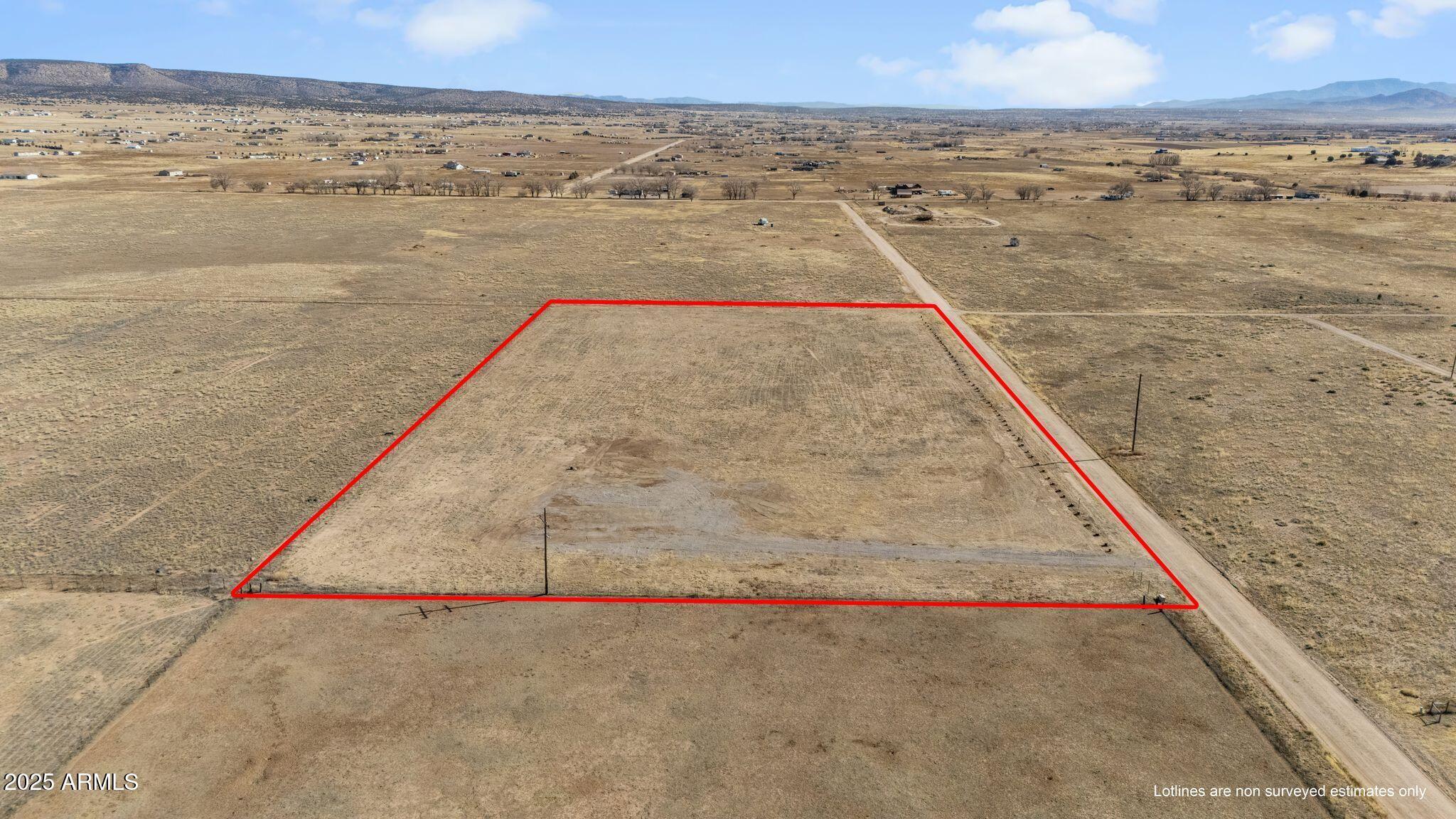 4400 W Robbie Lane, 303-05-103A