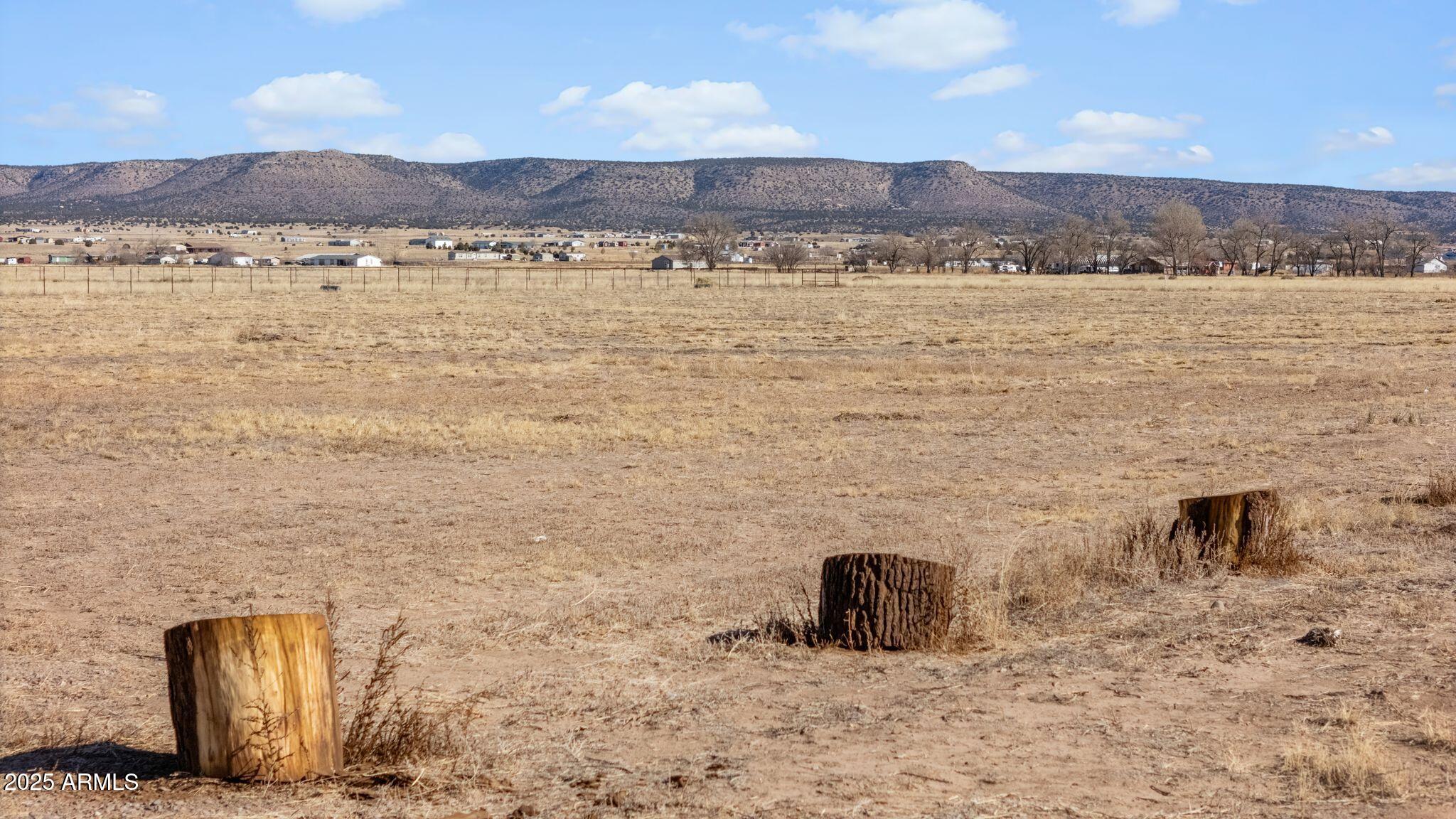 4400 W Robbie Lane, 303-05-103A