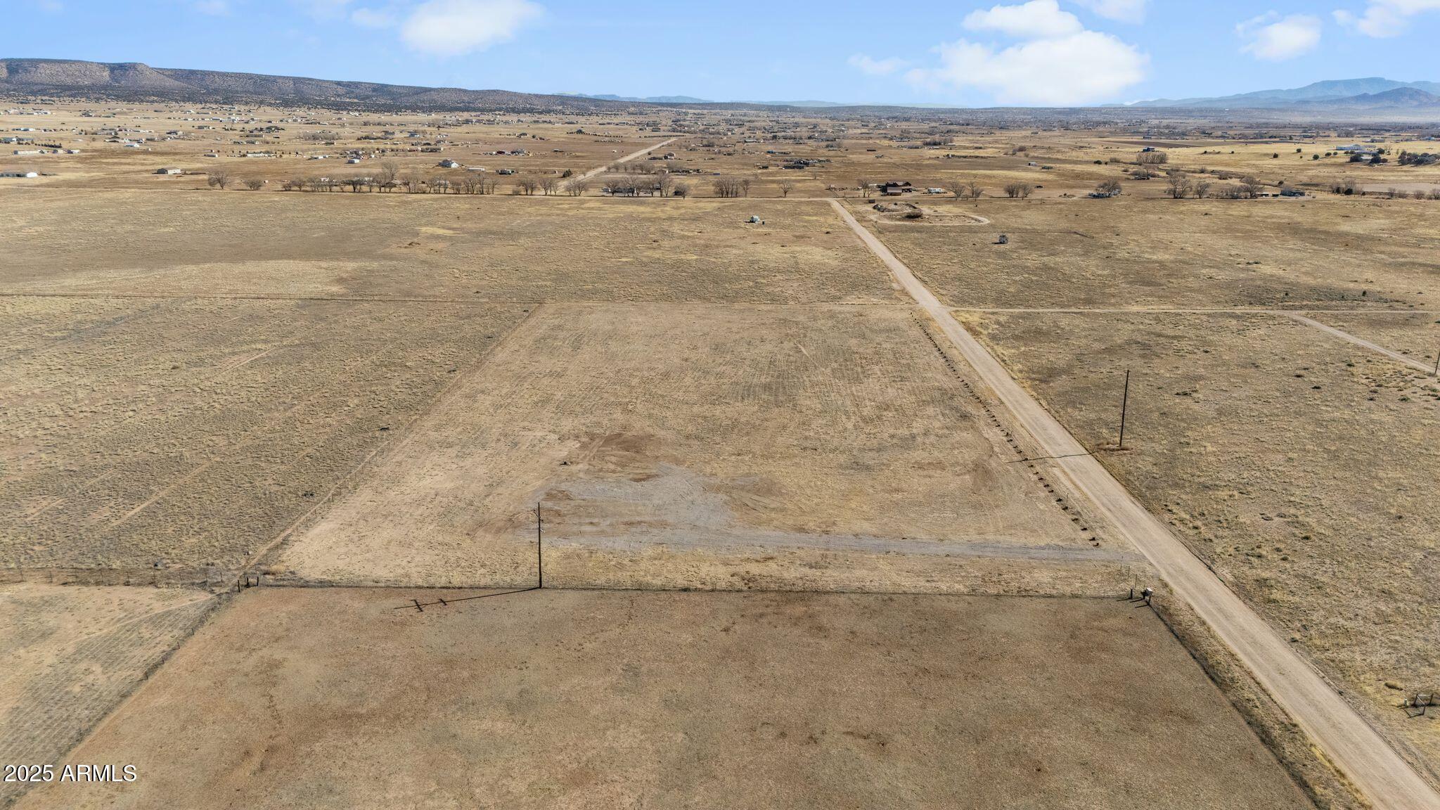 4400 W Robbie Lane, 303-05-103A