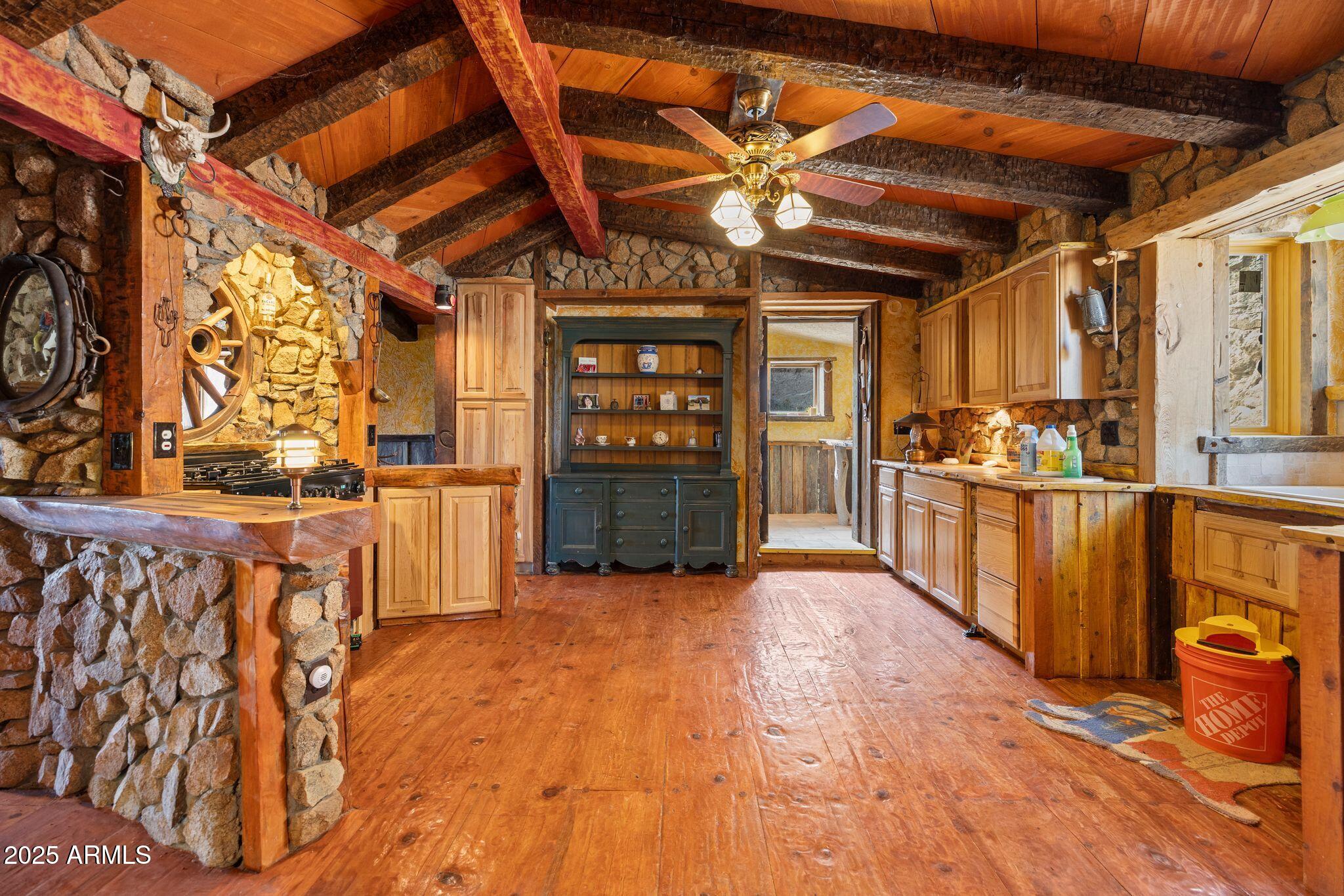 26580 E Tarantula Trail