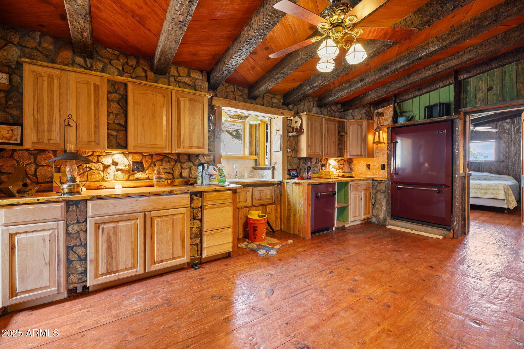 26580 E Tarantula Trail