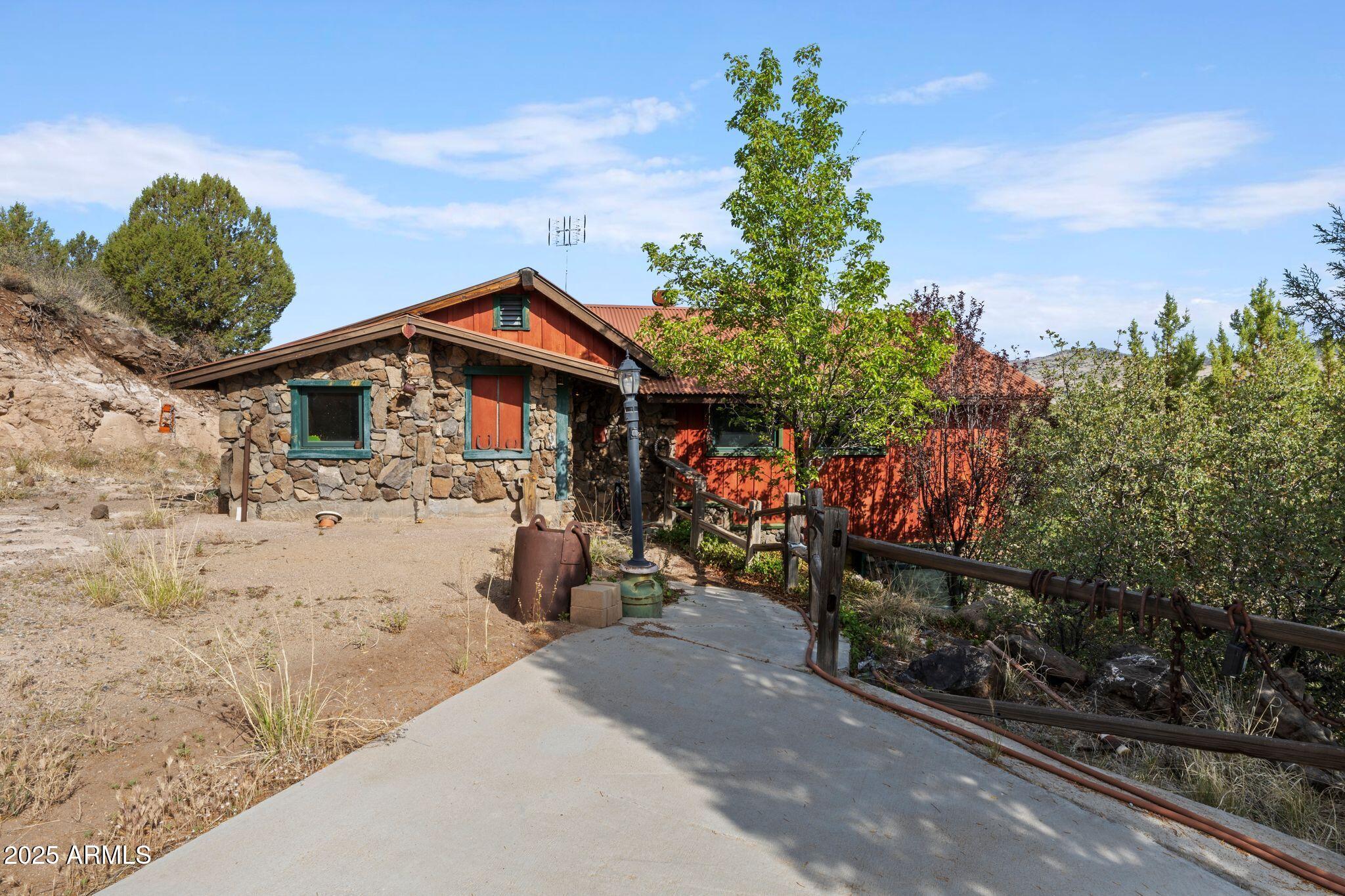 26580 E Tarantula Trail