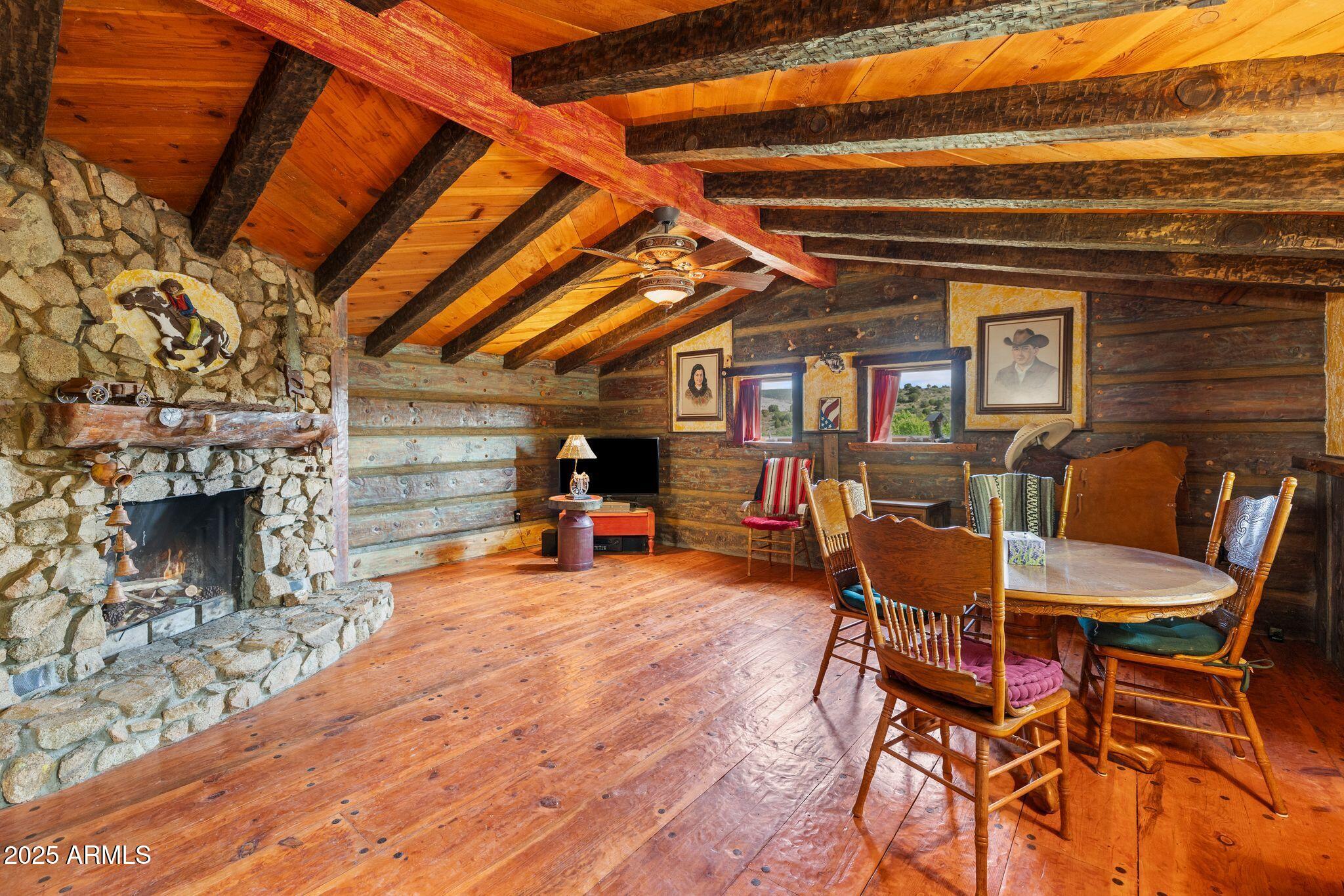 26580 E Tarantula Trail