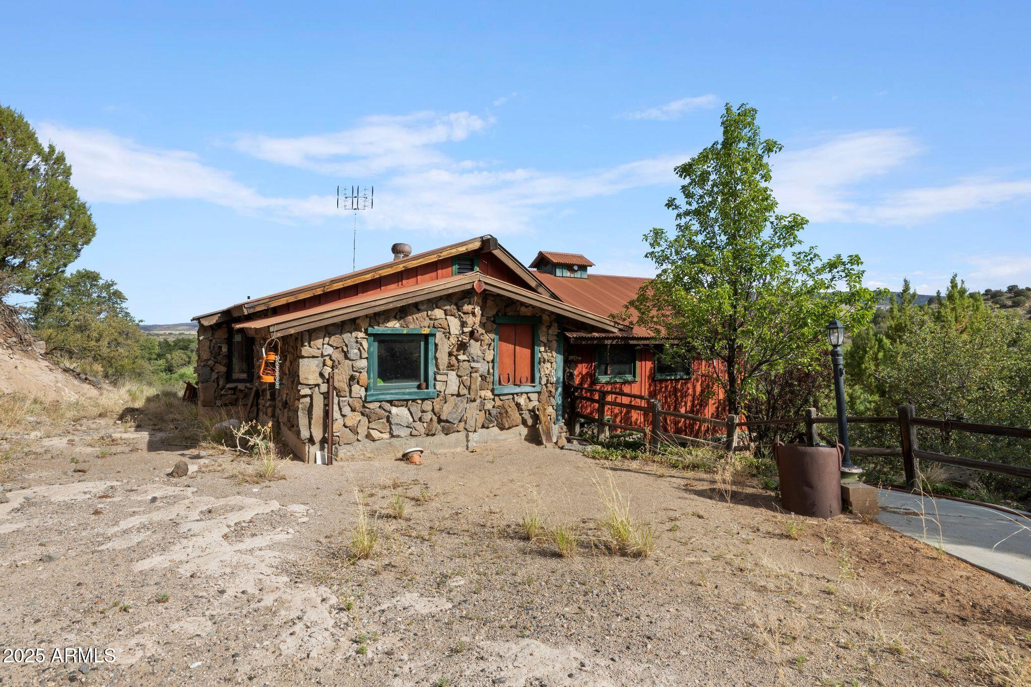 26580 E Tarantula Trail