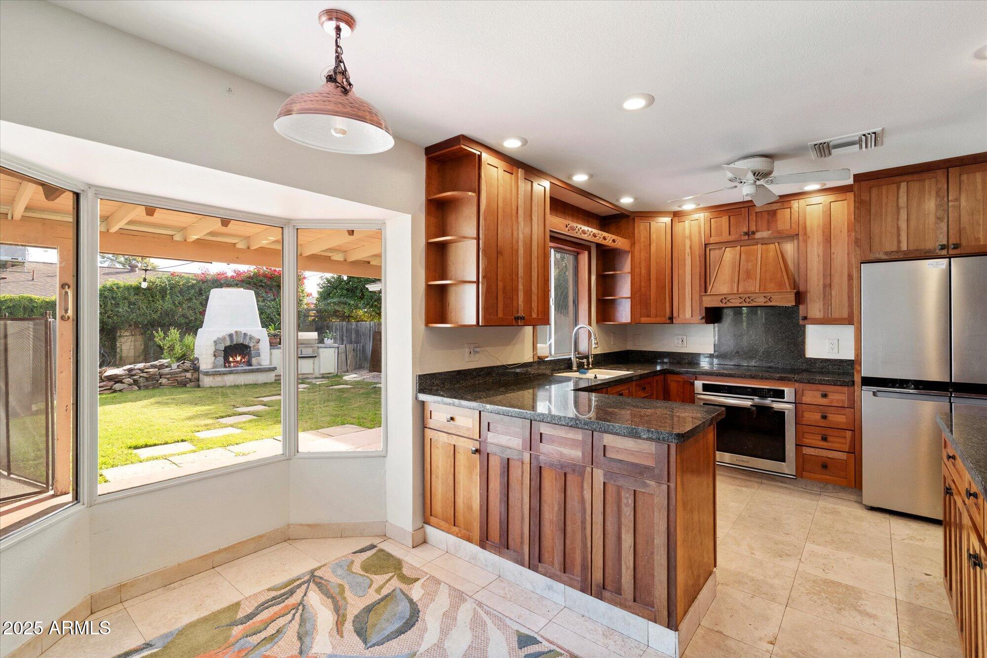 6503 S BONARDEN Lane