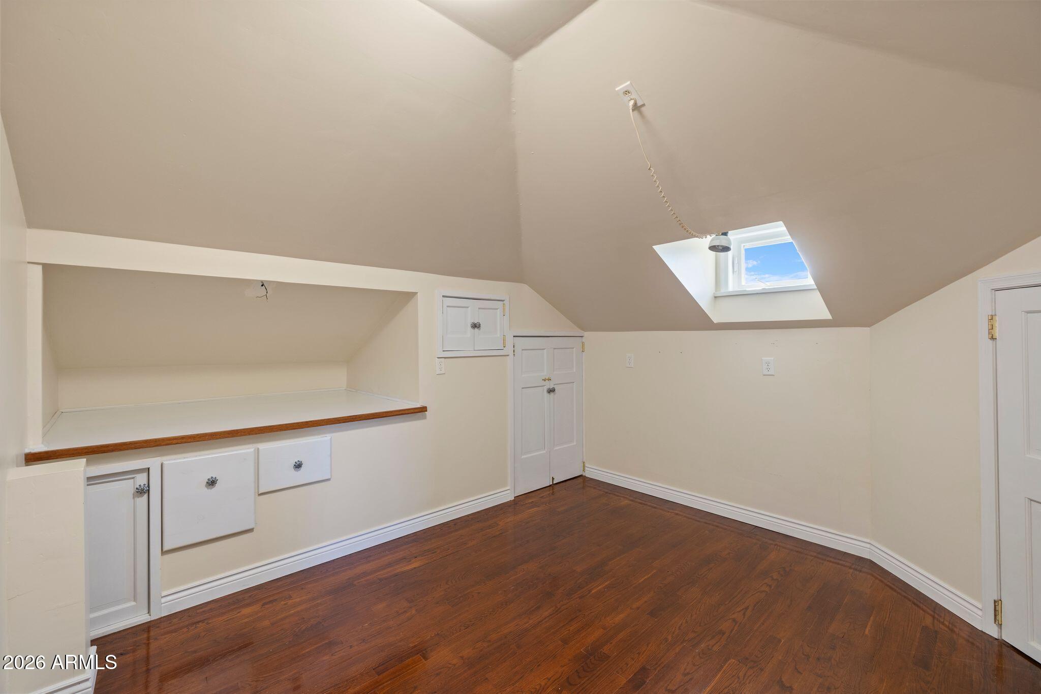 117 N EQUESTRIAN Way