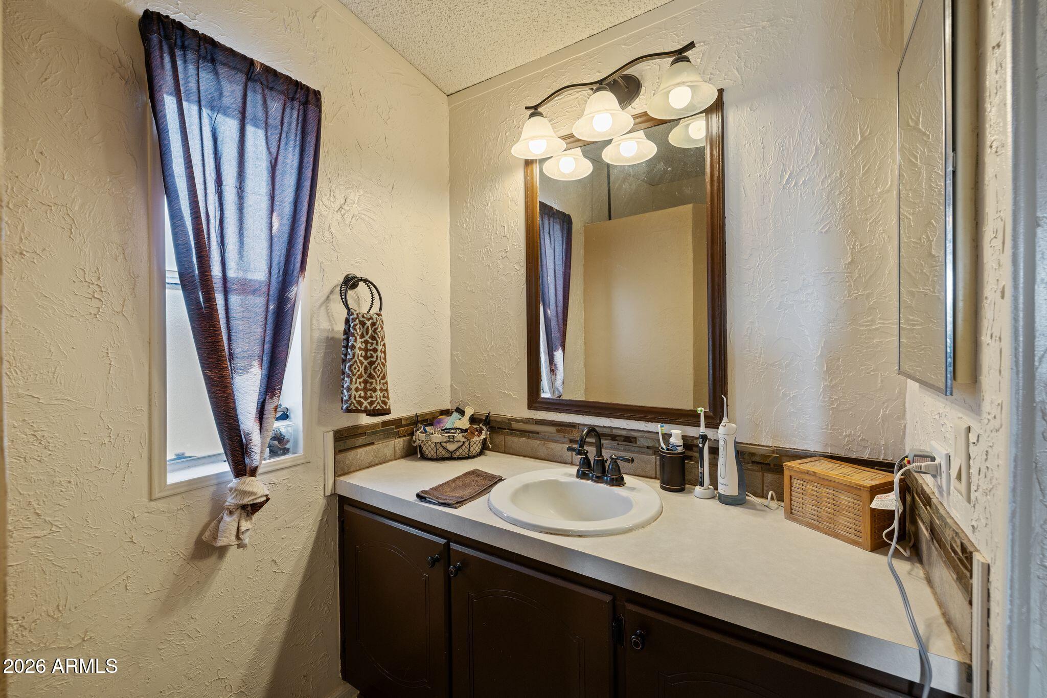 1310 COTTONWOOD Lane