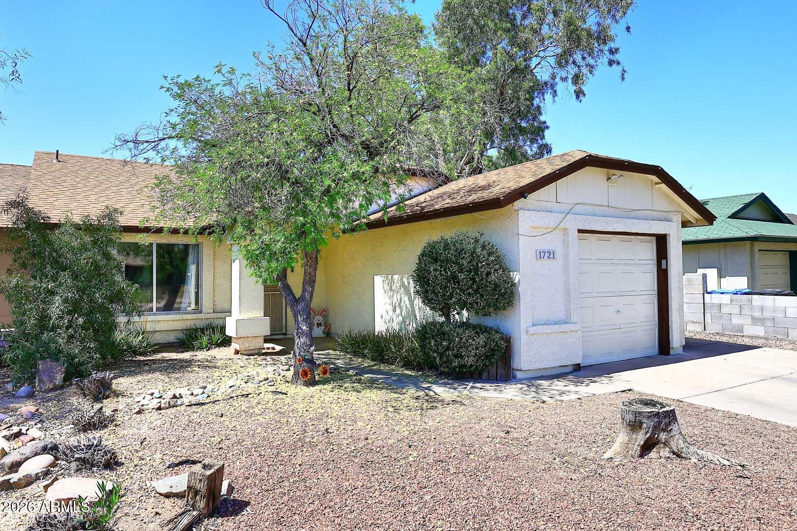 1721 E SANDRA Terrace