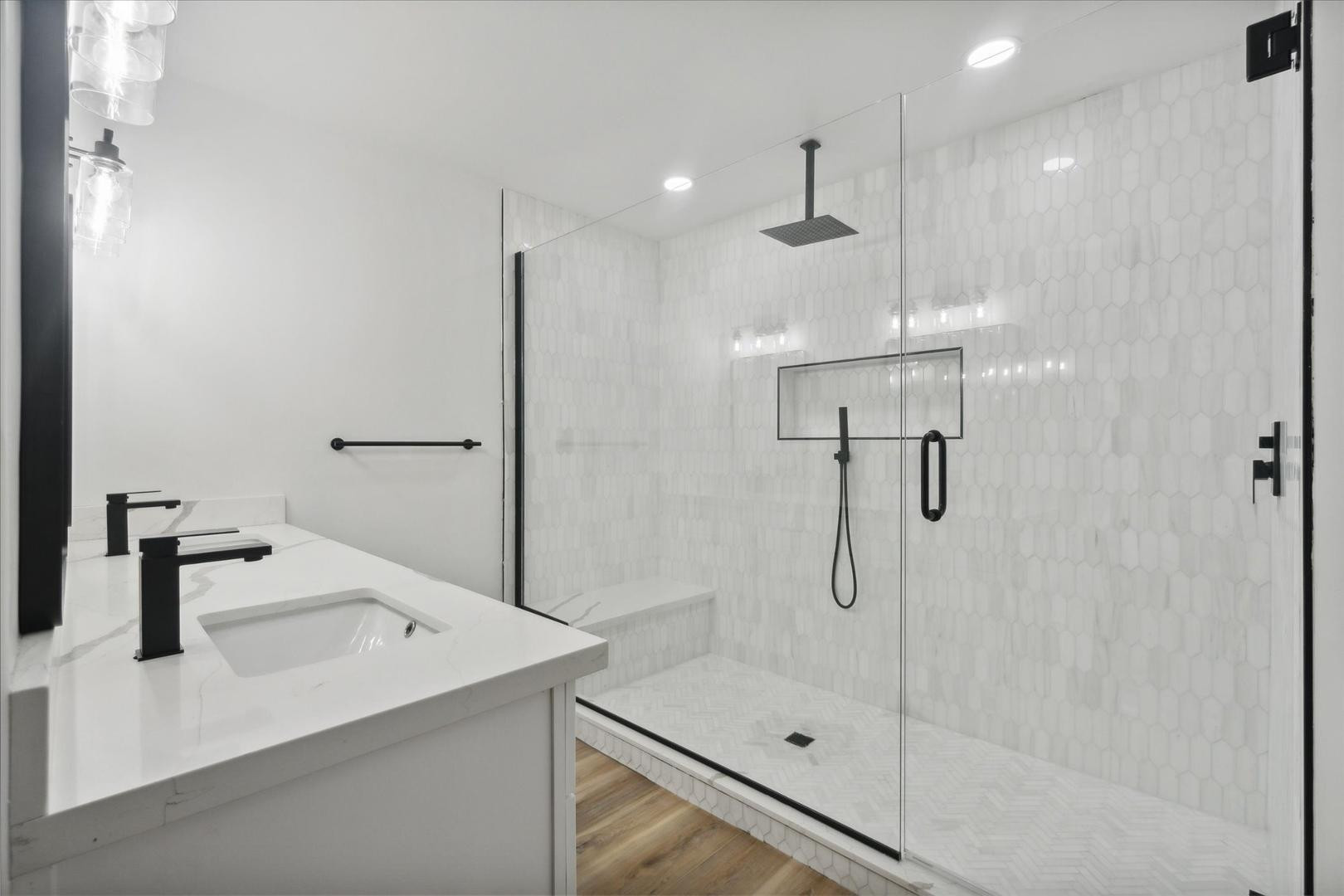 8525 E Clarendon Avenue