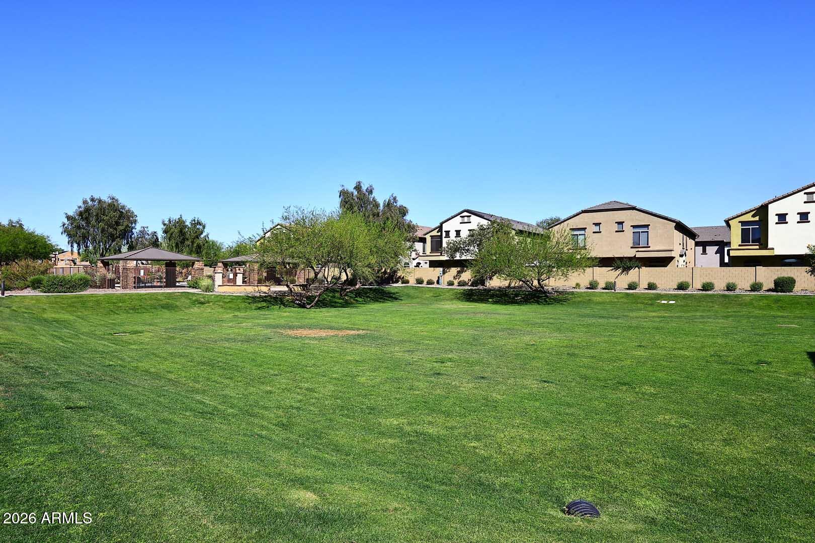 2725 E MINE CREEK Road 1146