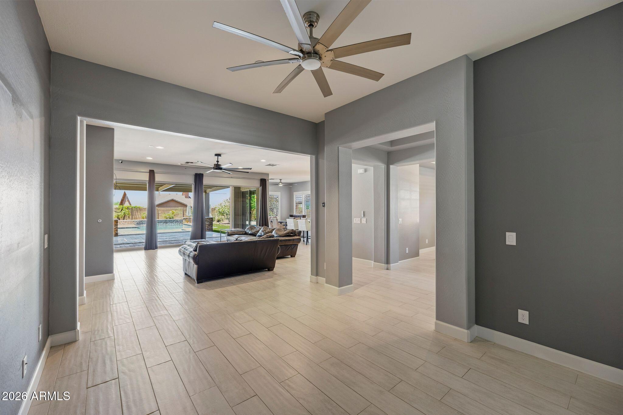 5519 E WINDSTONE Trail