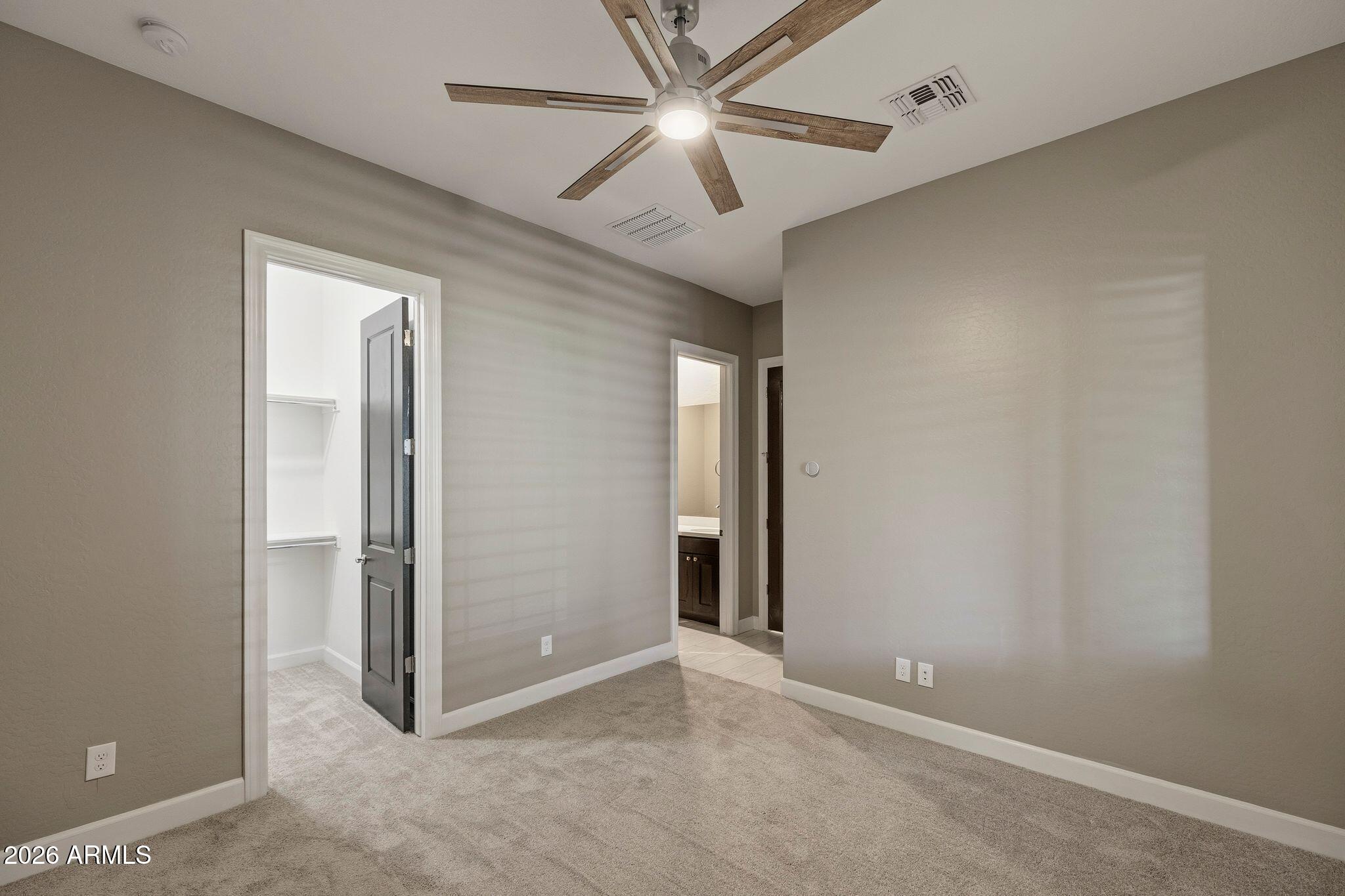 5519 E WINDSTONE Trail