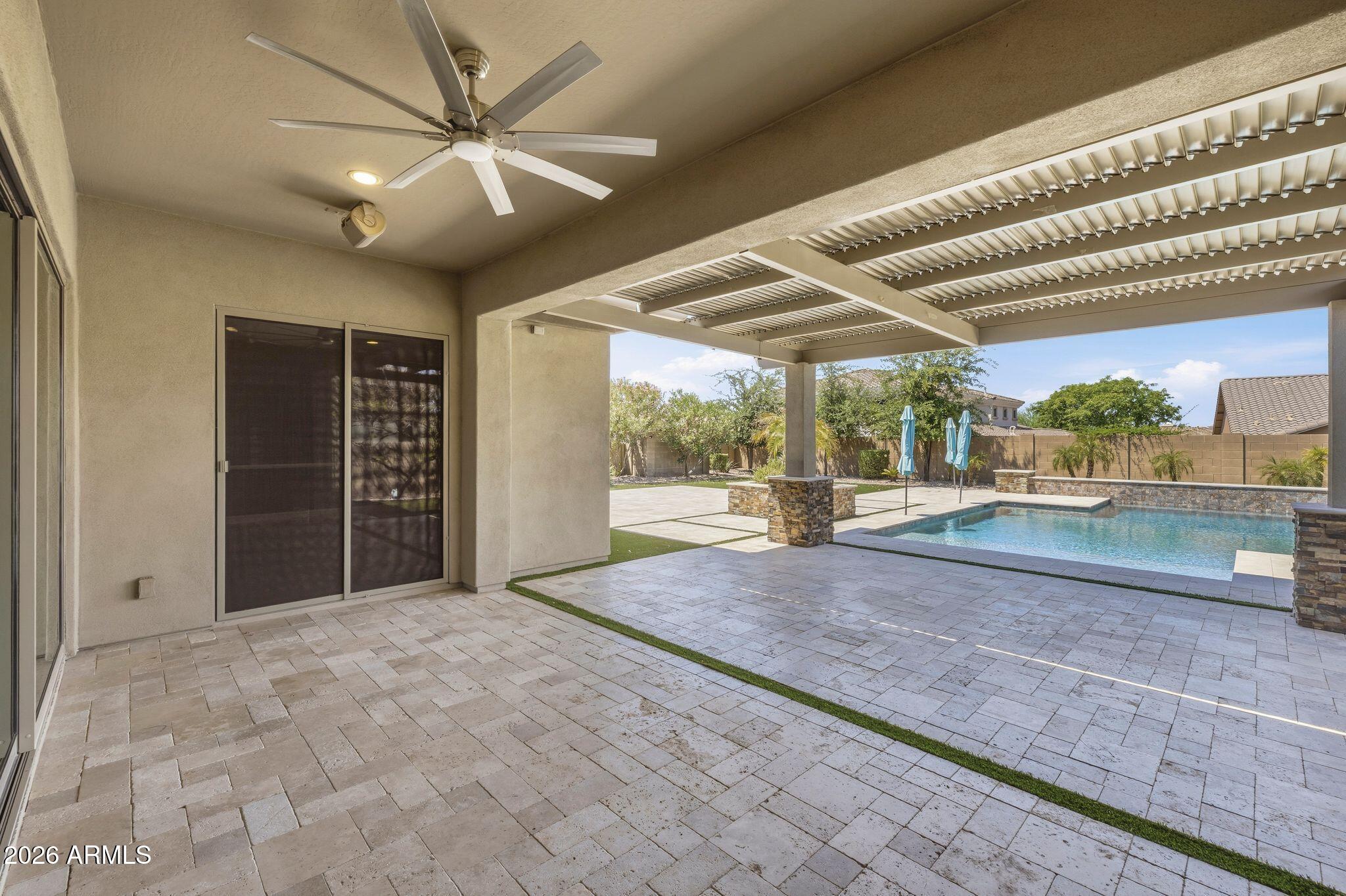 5519 E WINDSTONE Trail