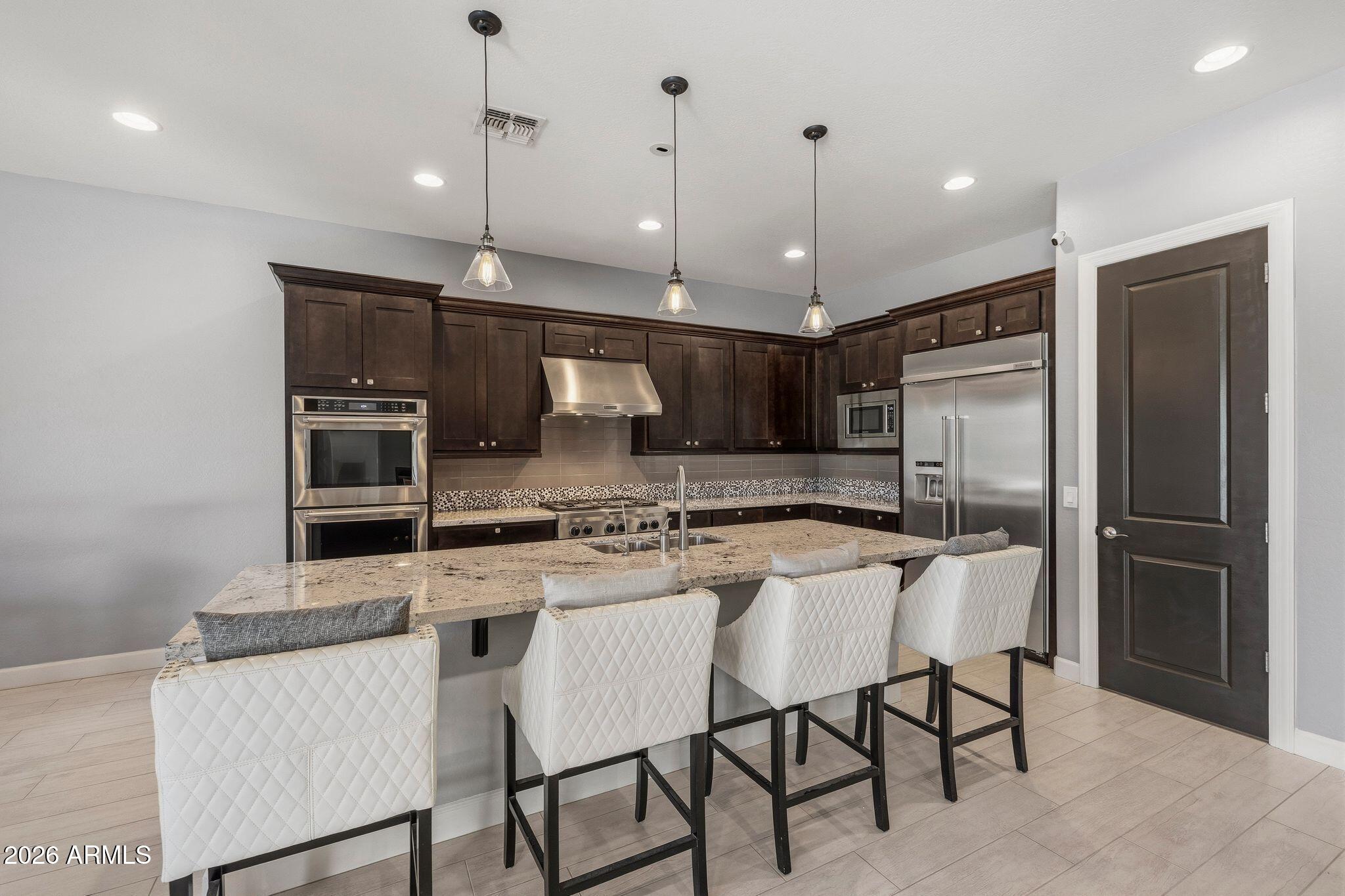 5519 E WINDSTONE Trail