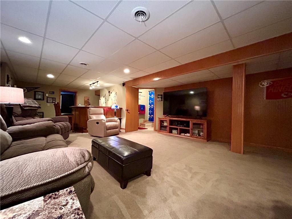 513 E Cheyenne Street