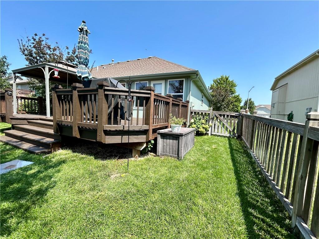 513 E Cheyenne Street