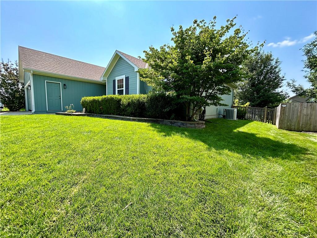 513 E Cheyenne Street