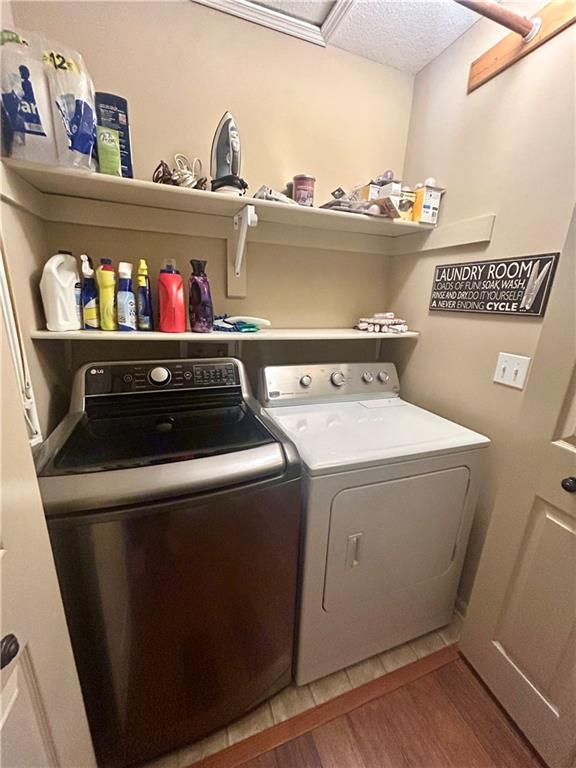 513 E Cheyenne Street