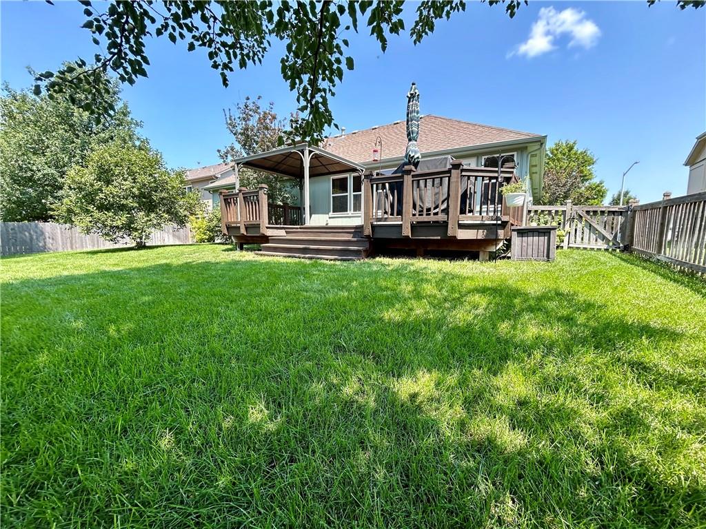 513 E Cheyenne Street