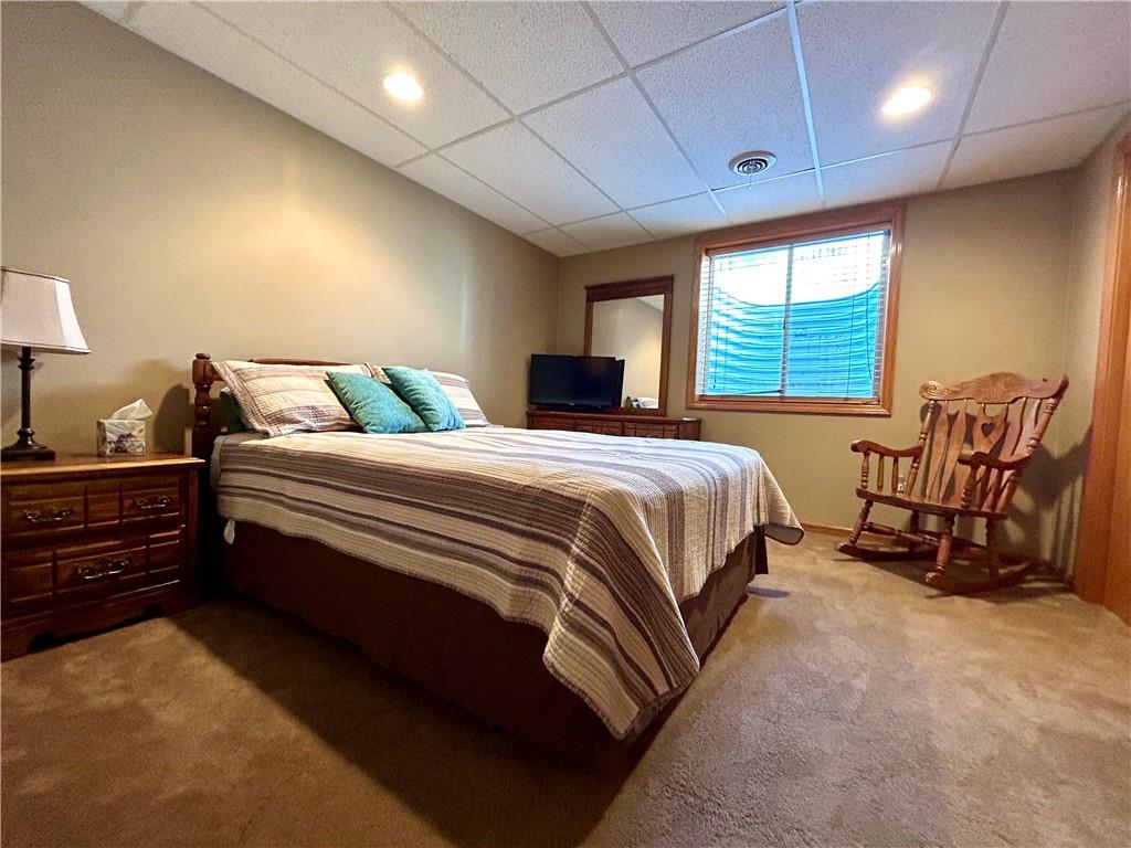 513 E Cheyenne Street