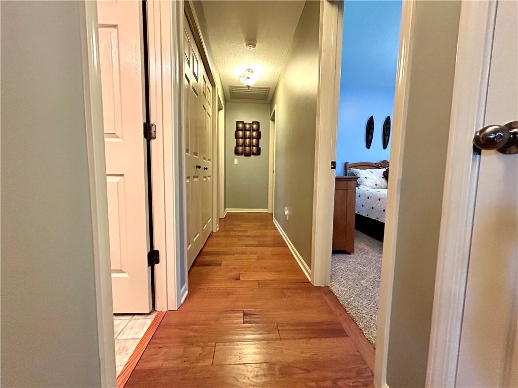 513 E Cheyenne Street