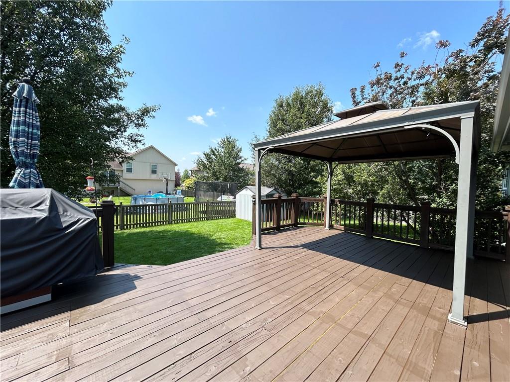 513 E Cheyenne Street