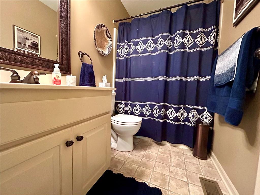 513 E Cheyenne Street