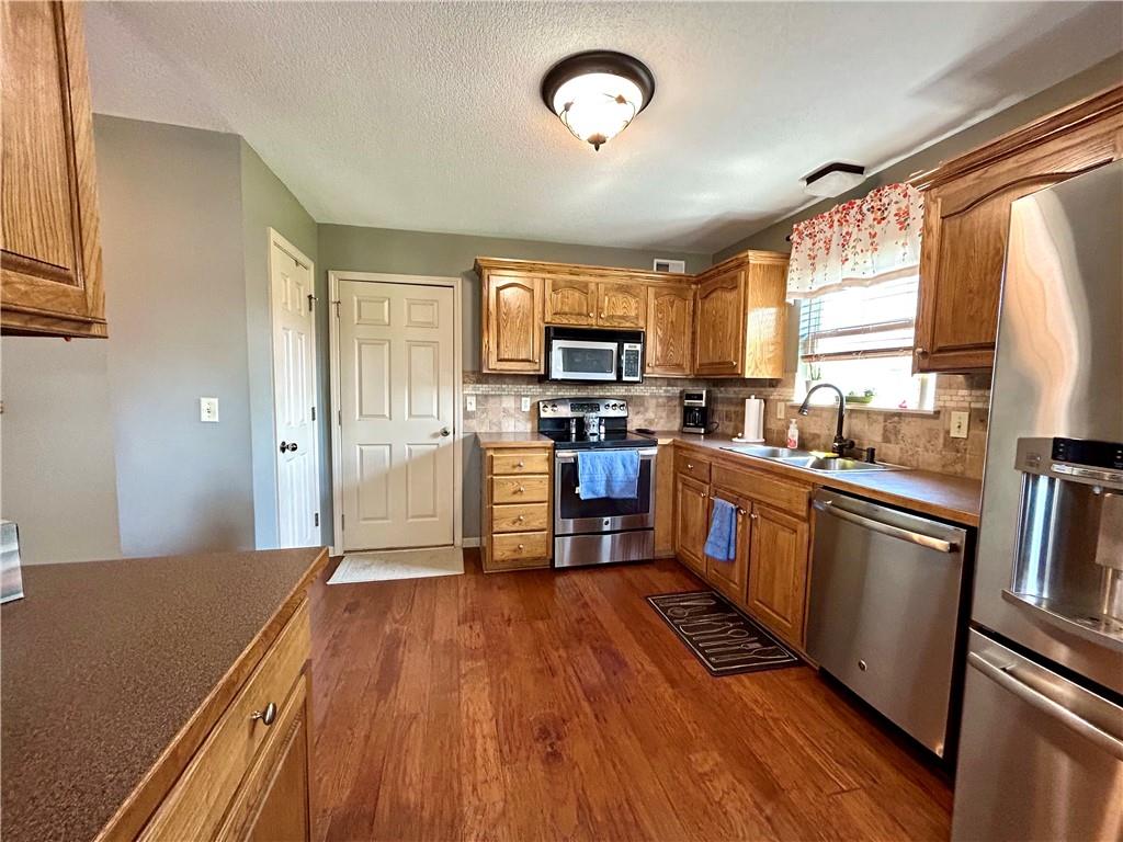 513 E Cheyenne Street