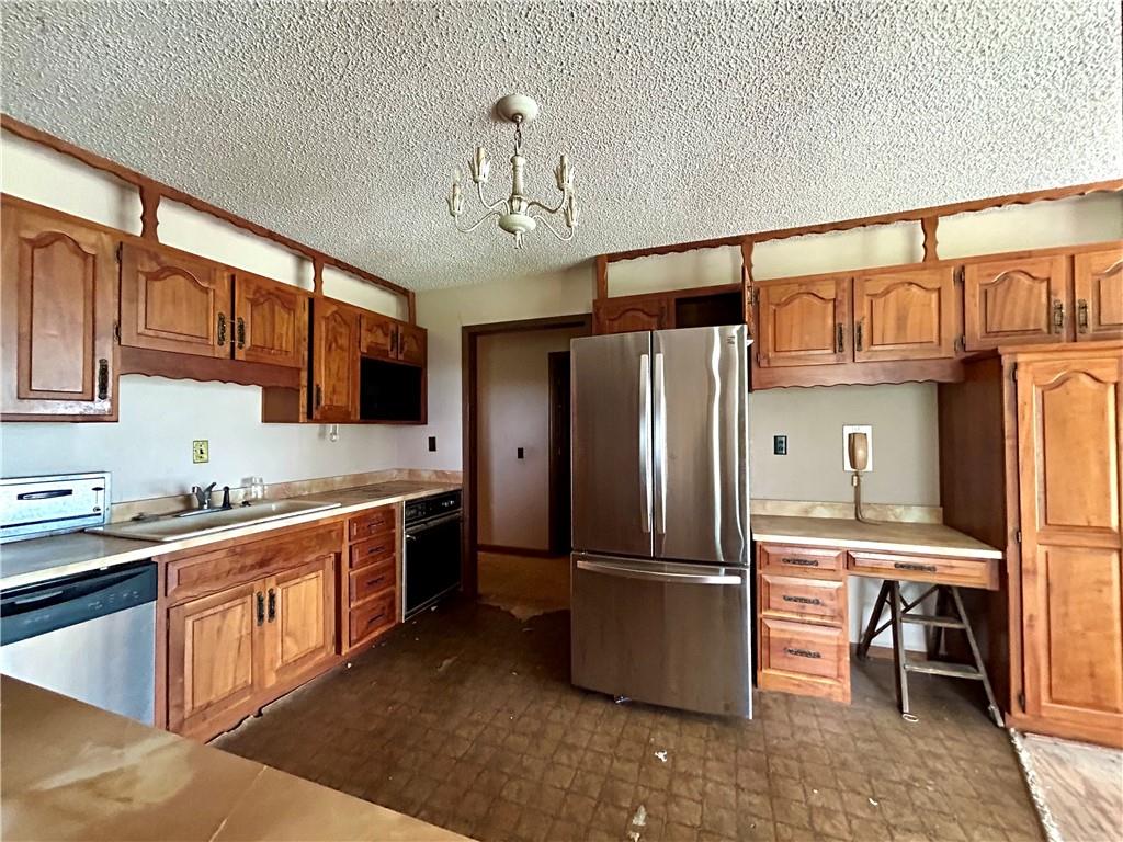 19121 E 500 Road