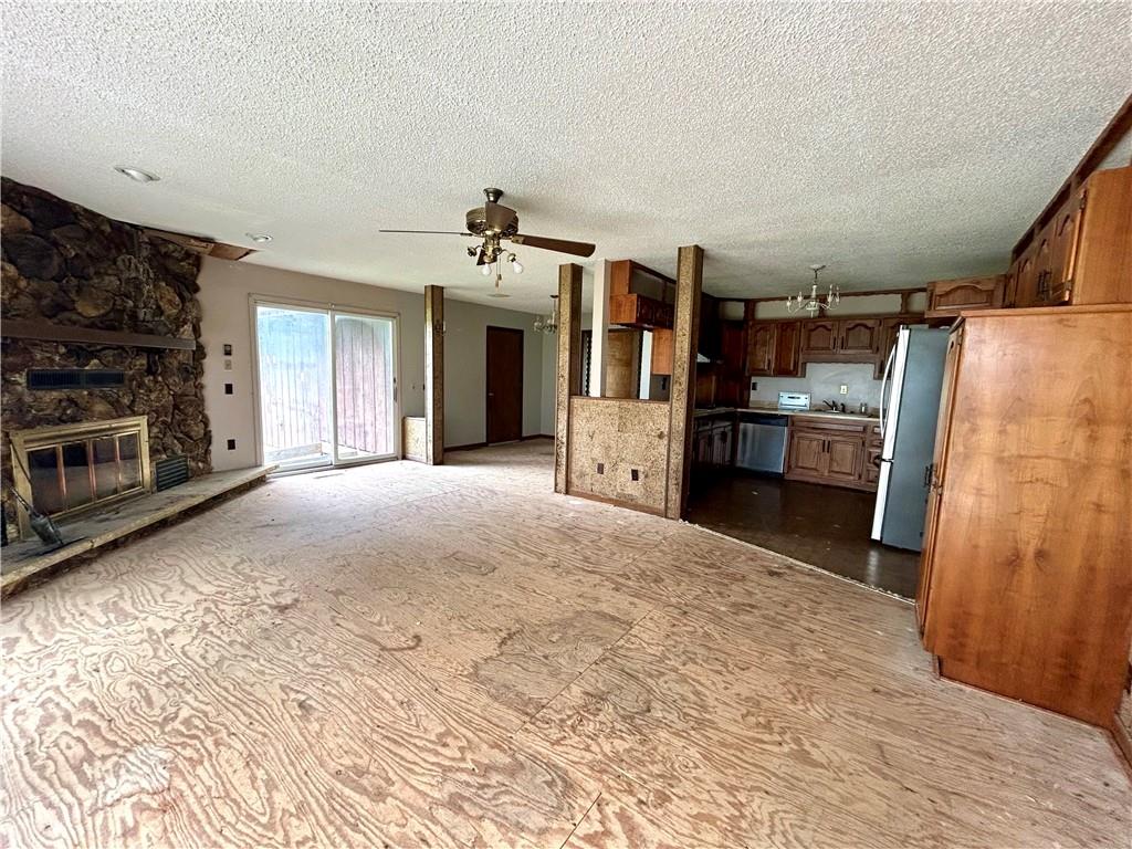 19121 E 500 Road