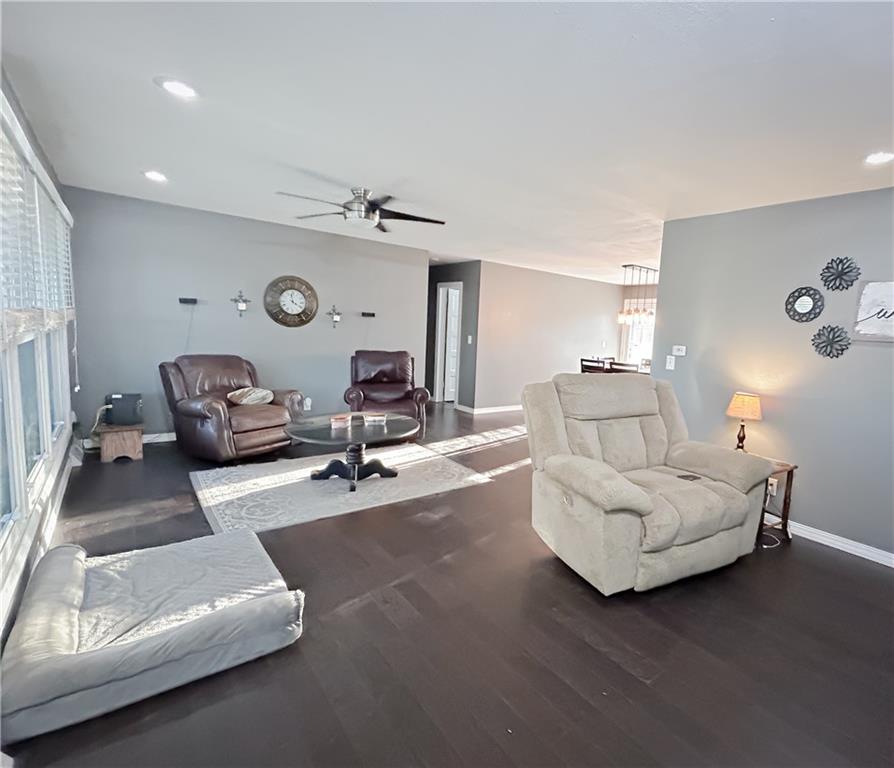 215 N 5th Street