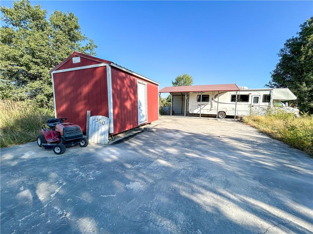 9 Blackberry Drive