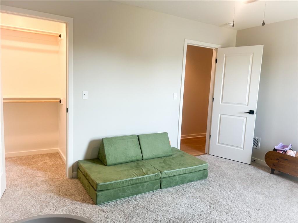 1431 N 10th Street E