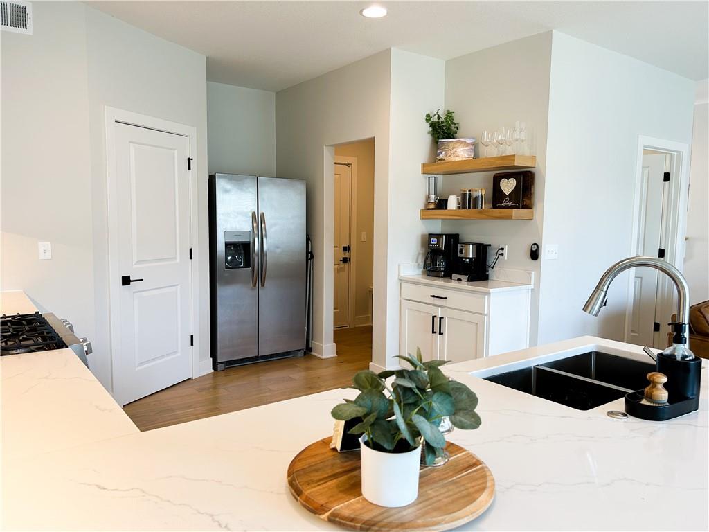 1431 N 10th Street E