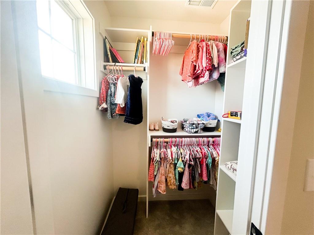 1431 N 10th Street E