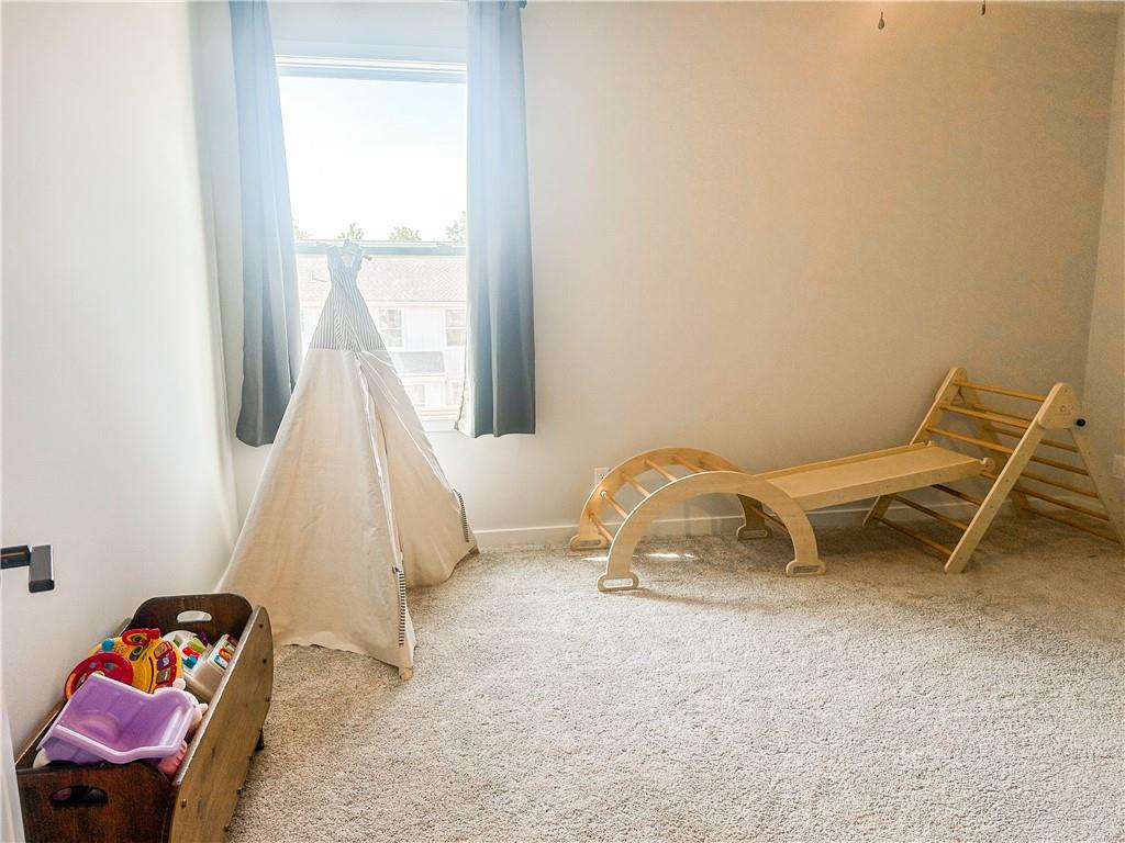 1431 N 10th Street E