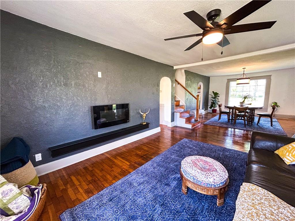627 N 5th Street
