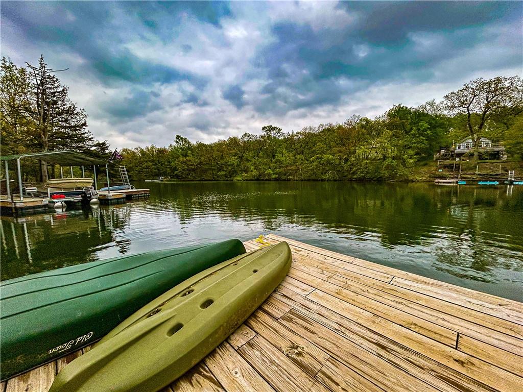 5 E Lakeside Circle