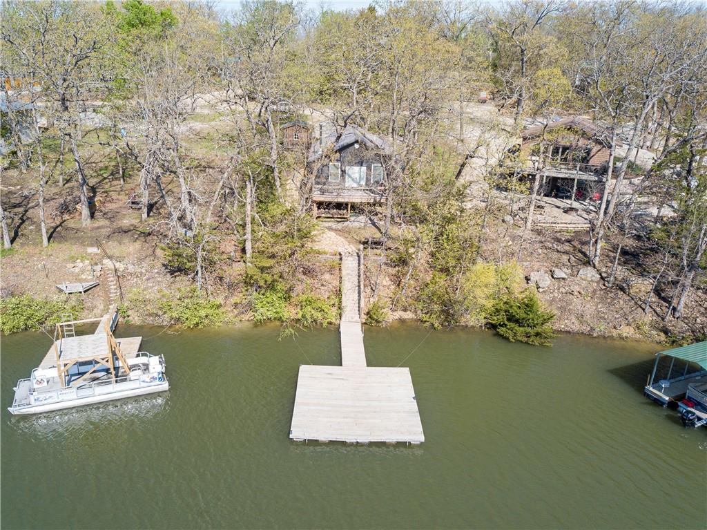 5 E Lakeside Circle
