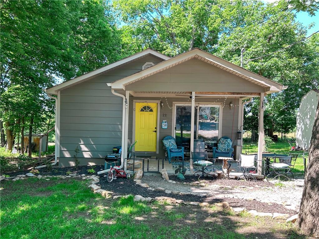 21 Oak Crest Drive