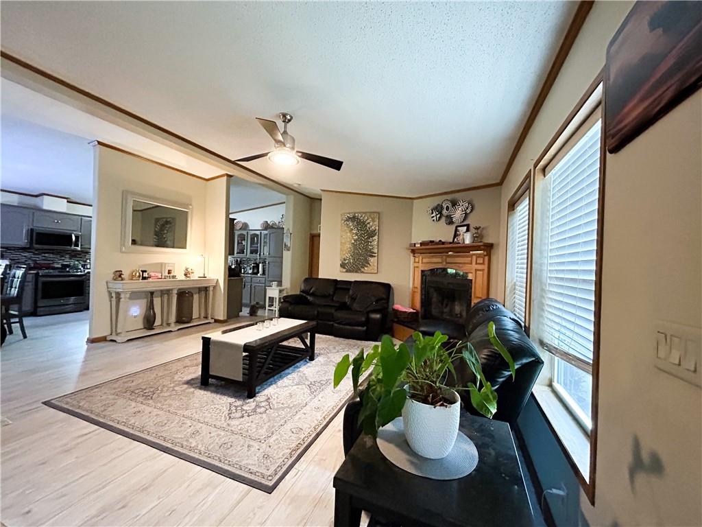 3120 N 89th Terrace