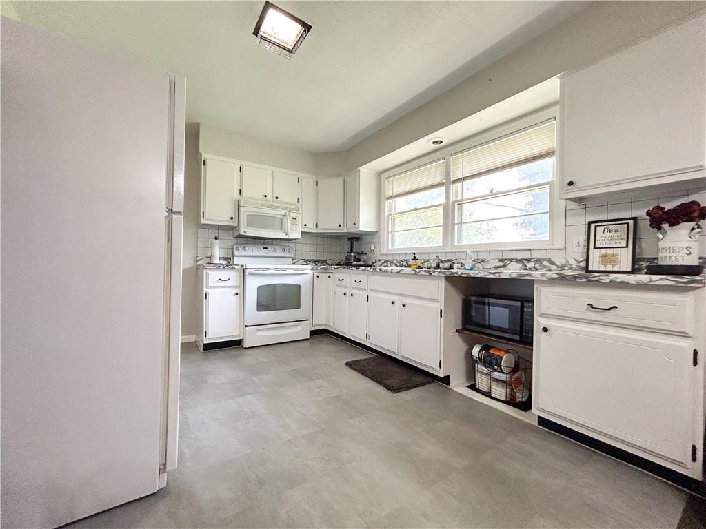 811 E Vine Street